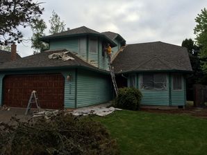 Before & After Exterior Painting in Beaverton, OR (1)